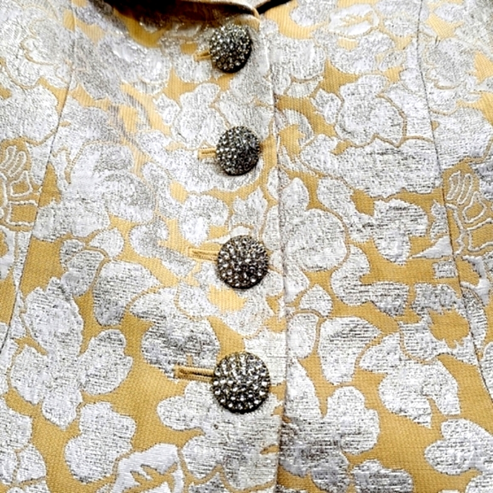 Vintage Kasper Gold/Creme Metalic Floral Jacquard Rhinestone Buttons Suit Set - Picture 10 of 17